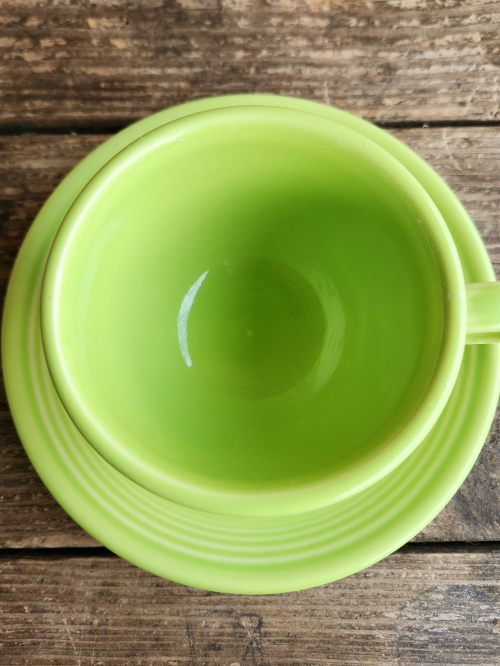 Fiesta Lime Green Ceramic Teacup & Saucer - Picture 3 of 5